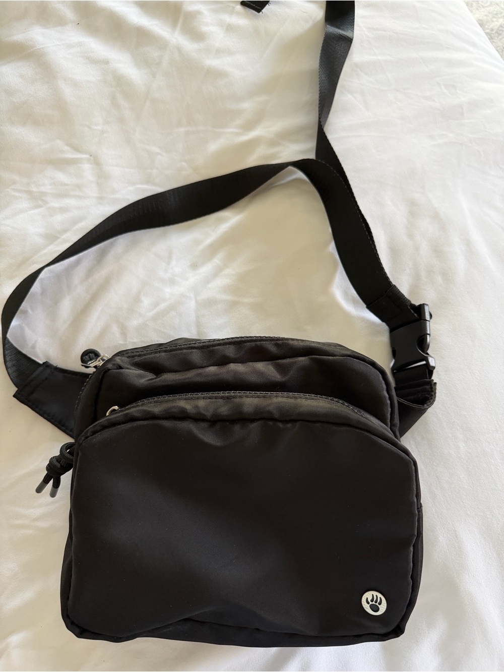 Women BEARPAW Black Crossbody/Belt Bag